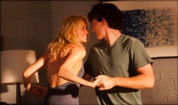 Naomi Watts et James Frecheville dans Perfect Mothers