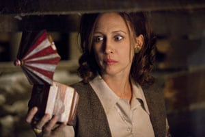 Vera Farmiga est Lorraine Warren dans Conjuring