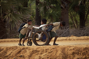 Samuel et ses deux frères en Inde