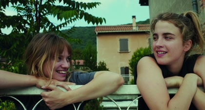 Sara Forestier et Adèle Haenel, soeurs dans Suzanne