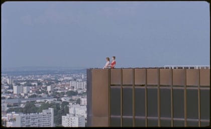 Les deux filles en haut des tours Mercuriales