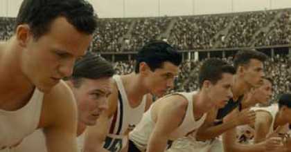 Louis Zamperini (Jack O'Connell), le troisième en partant de la gauche aux JO de Berlin en 1936