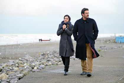 Sareh Bayat (Nahid) et Pejman Bazeghi (Massoud) dans Nahid d'Ida Panahandeh