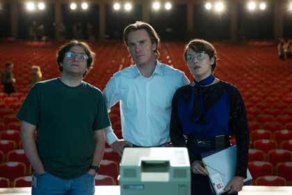 Steve Woz Wozniak (Seth Rogen), Steve Jobs (Michael Fassbender) et Joanna Hoffman (Kate Winslet)