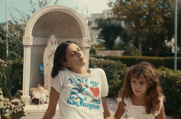Dolce Vita sur Seine - Cine-Woman.fr Dolce Vita sur Seine - Cine-Woman.fr